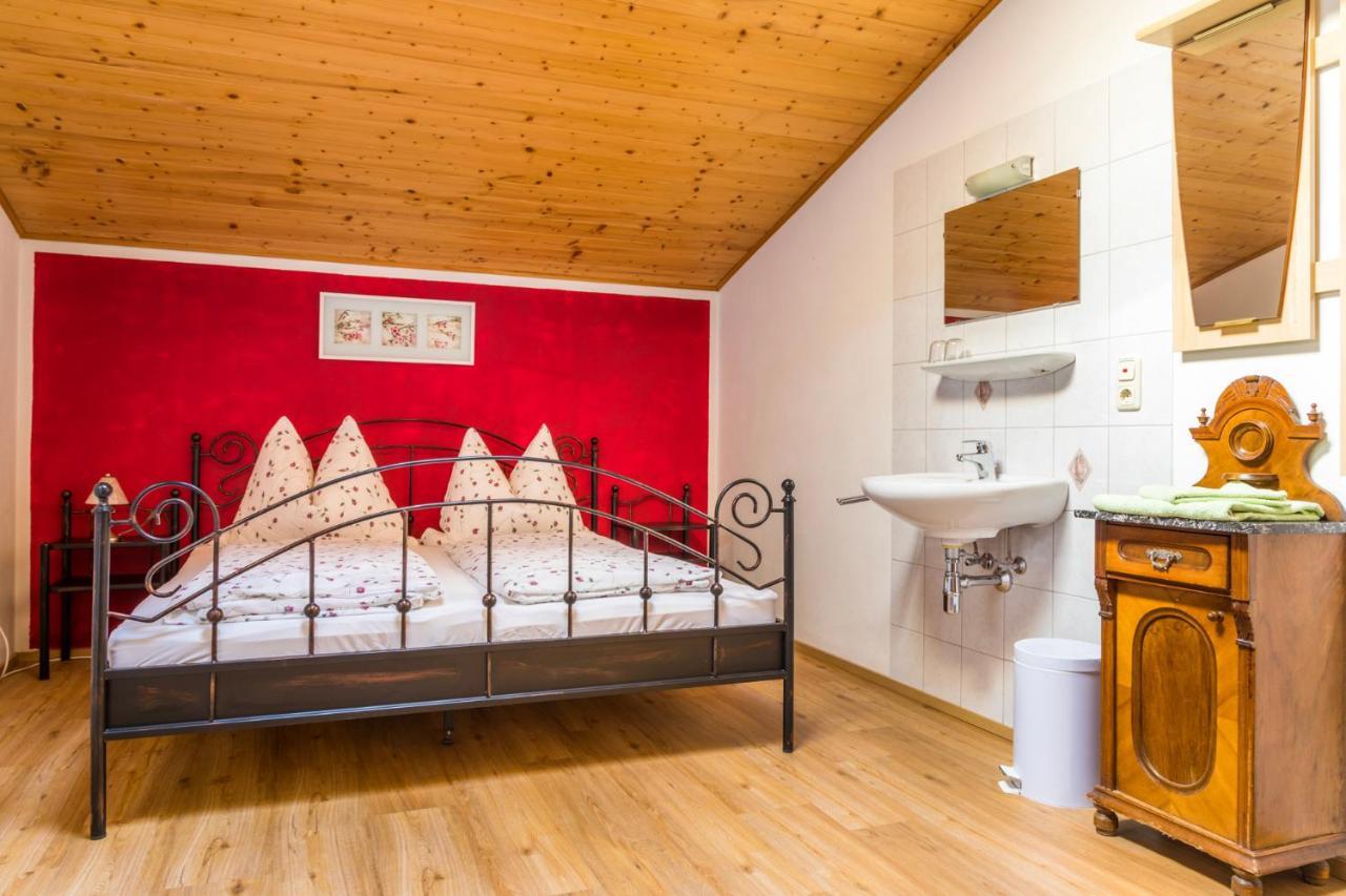 Starbauer Apartment
